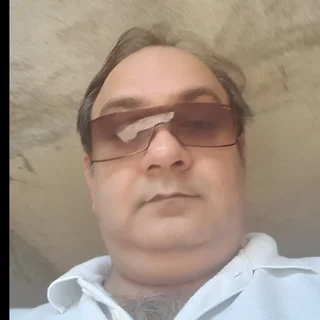 Satyen Chhabria from Mumbai, Maharashtra, nicotine-free with QSFS