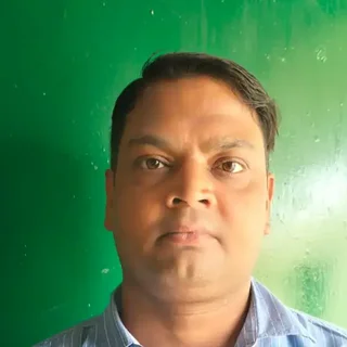 Vijay Kumar Rao from Varanasi, Uttar Pradesh, nicotine-free with QSFS