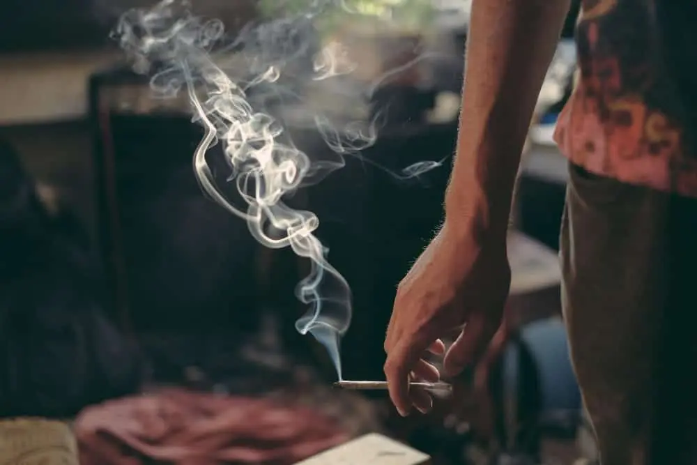 The Link Between Smoking and Skin Aging: How to Reverse the Effects