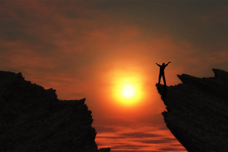Read more about the article Personal Growth and Smoking: Why It Holds You Back From Your Potential