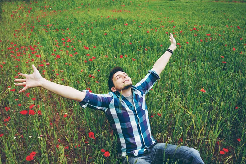 Read more about the article What Happens to Your Body After You Quit Smoking? A Complete Timeline