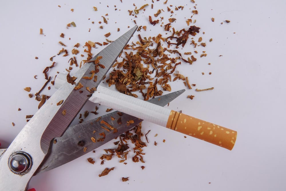 Smoking reduces oxygen to the brain, leading to memory loss and cognitive decline.