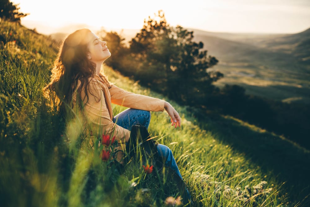 How quitting smoking improves skin health and slows aging.
