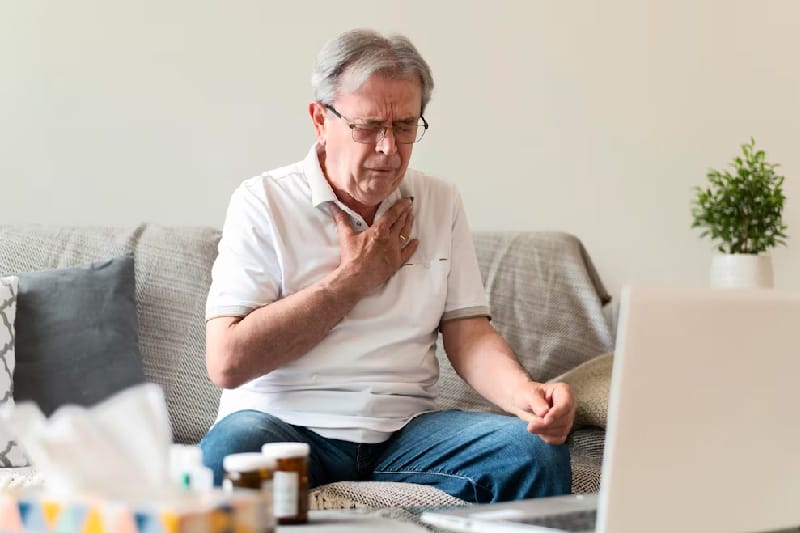 Read more about the article What Are the Potential Long-Term Effects of Smoking on the Lungs, Heart, and Brain?